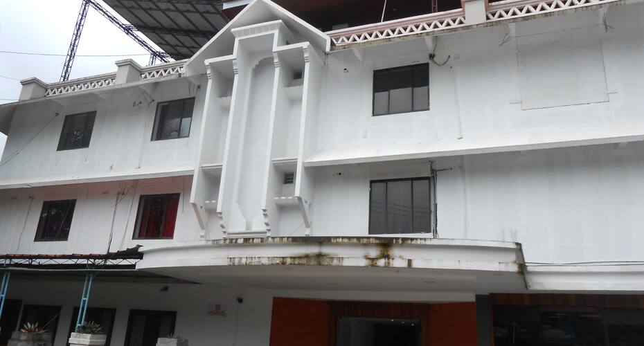 Sreekrishna International, Vadakara 1